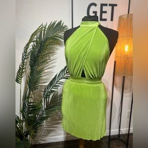 NWT Sincerely Jules Green dress